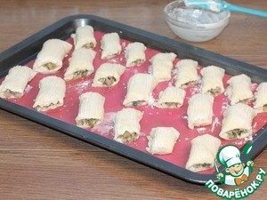 Мини-слойки с тунцом и оливками