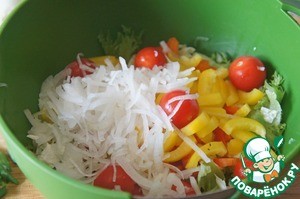 Овощной салат с курочкой