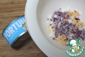 Салат "Праздничное настроение", порционная подача Салат "Праздничное настроение", порционная подача