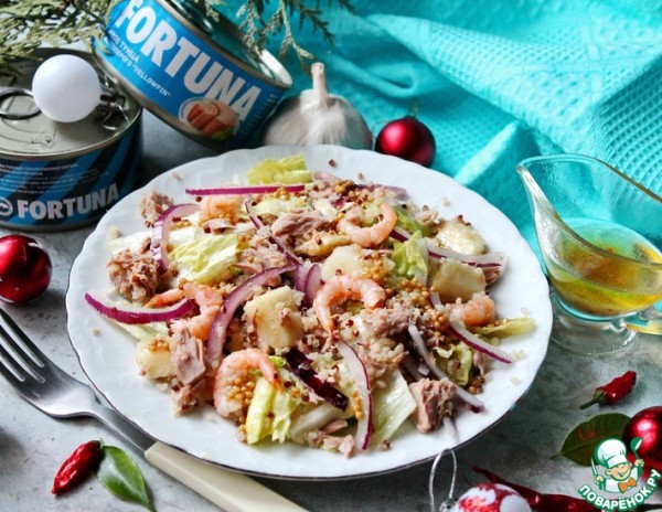 Салат с тунцом, киноа и креветками Салат с тунцом, киноа и креветками