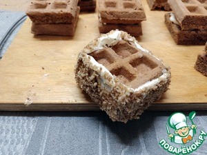 Шоколадные мини-вафли с кремом-чиз Шоколадные мини-вафли с кремом-чиз