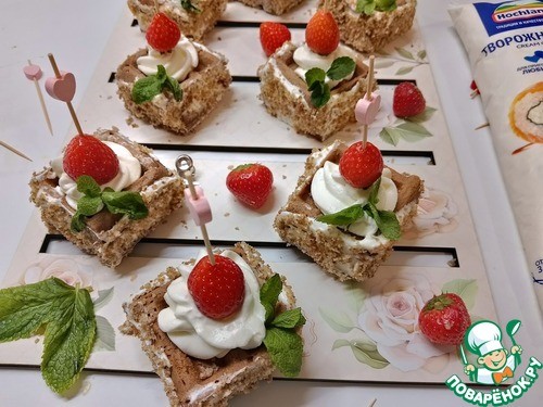 Шоколадные мини-вафли с кремом-чиз Шоколадные мини-вафли с кремом-чиз