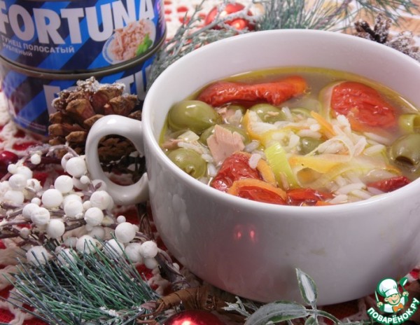 Суп с тунцом и вялеными томатами Суп с тунцом и вялеными томатами