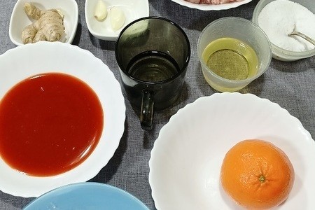 Свинина с мандаринами и перцами в мультиварке