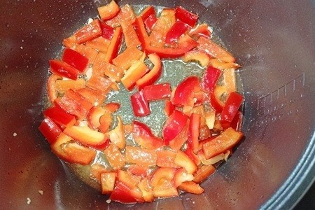 Свинина с мандаринами и перцами в мультиварке