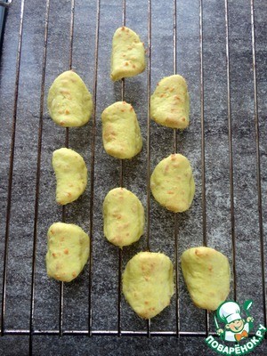 Сырное печенье с начинкой из тунца