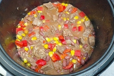 Тушеная говядина по-мексикански Тушеная говядина по-мексикански