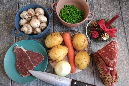 Тушёная говядина со свежим зелёным горошком Тушёная говядина со свежим зелёным горошком