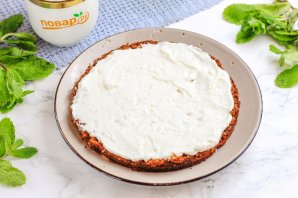 Торт из варенья черной смородины Торт из варенья черной смородины