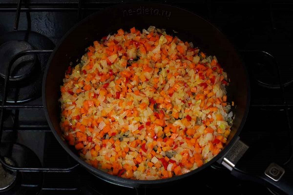 Суп с курицей и нутом Суп с курицей и нутом