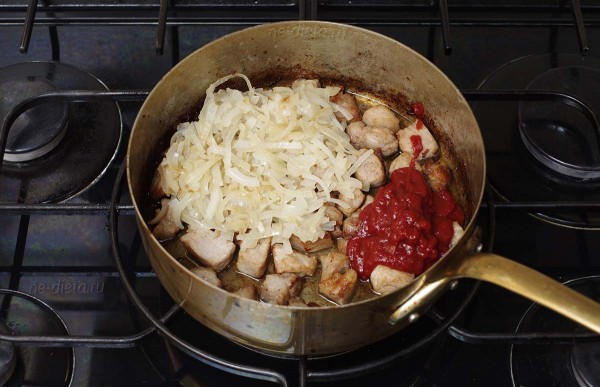 Гуляш из свинины Гуляш из свинины