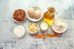 Пирог с вареньем "Нежнее нежного" Пирог с вареньем "Нежнее нежного"