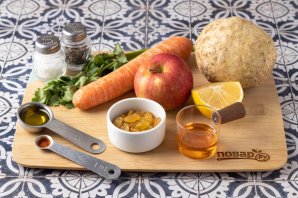 Салат с морковью, сельдереем и изюмом Салат с морковью, сельдереем и изюмом