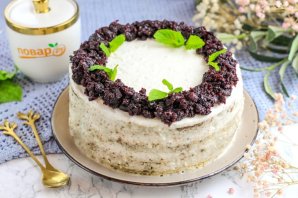 Торт из варенья черной смородины Торт из варенья черной смородины