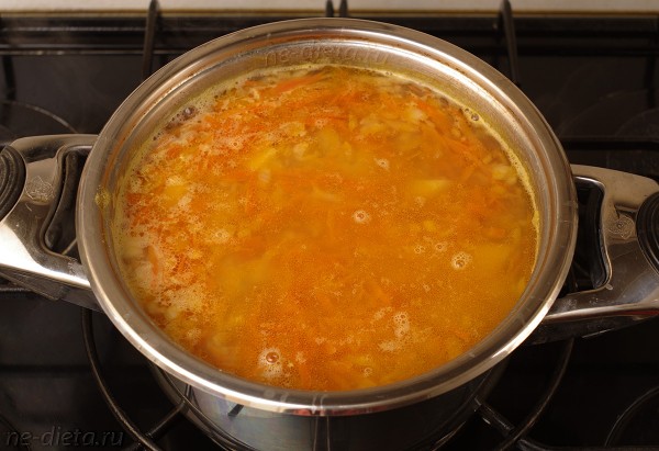 Гороховый суп с беконом