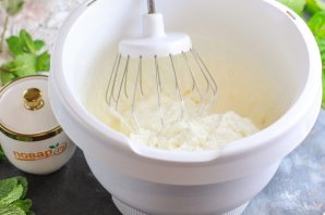 Торт "Красный бархат" с творожным кремом Торт "Красный бархат" с творожным кремом