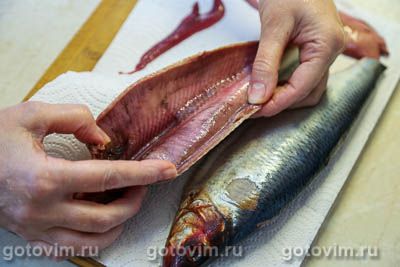 Жареная сельдь в сухарях Жареная сельдь в сухарях