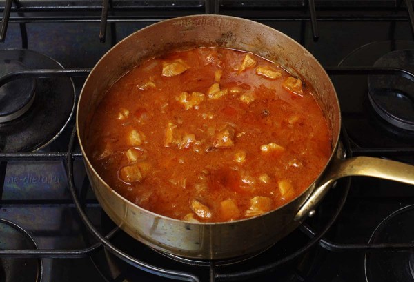 Гуляш из свинины Гуляш из свинины