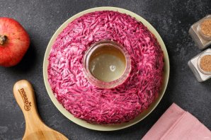 Салат "Гранатовый браслет" с говядиной Салат "Гранатовый браслет" с говядиной