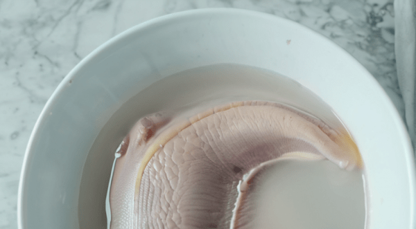 Говяжий язык в скороварке, пошаговый рецепт с фото на 207 ккал Говяжий язык в скороварке, пошаговый рецепт с фото на 207 ккал