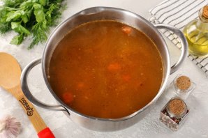 Гречневый суп на бульоне с яйцом Гречневый суп на бульоне с яйцом