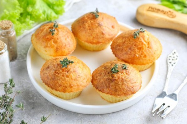 Сырные кексы на кефире Сырные кексы на кефире