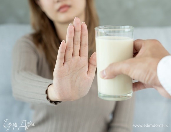 Исключите хлеб и «молочку»: врач рассказала, как правильно питаться при простуде