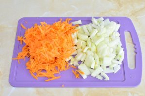 Скумбрия в мультиварке с овощами Скумбрия в мультиварке с овощами