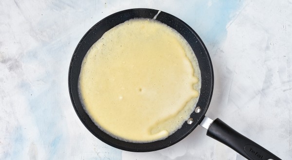 Манные блины на дрожжах, пошаговый рецепт с фото на 262 ккал