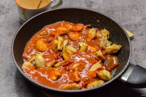 Курица по-пекински с ананасами Курица по-пекински с ананасами