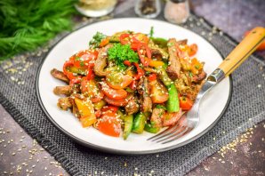 Тайский салат Тайский салат