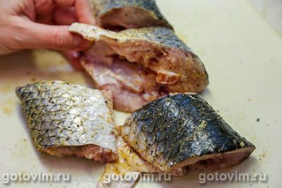 Жареная кефаль с овощным соусом Жареная кефаль с овощным соусом