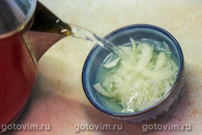 Салат из консервированного тунца со свеклой и плавленым сырком Салат из консервированного тунца со свеклой и плавленым сырком