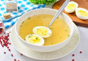 Консоме из курицы Консоме из курицы