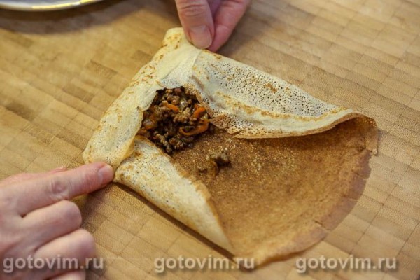 Блины с начинкой из мяса и печени