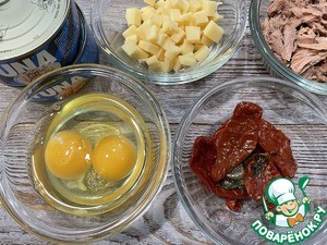 Запечённые вафли с консервированным тунцом