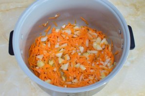 Скумбрия в мультиварке с овощами Скумбрия в мультиварке с овощами