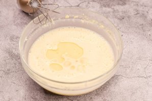 Блины с вишней в сметанном креме Блины с вишней в сметанном креме