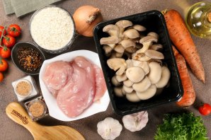 Плов с грибами и курицей в мультиварке Плов с грибами и курицей в мультиварке