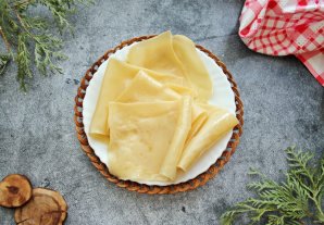 Мясная лазанья с грибами и соусом "Бешамель" Мясная лазанья с грибами и соусом "Бешамель"