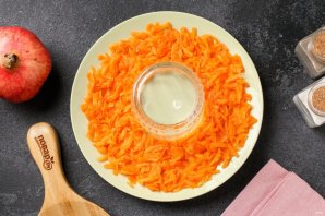 Салат "Гранатовый браслет" с говядиной Салат "Гранатовый браслет" с говядиной