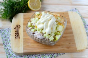 Салат из кукурузы и куриной грудки Салат из кукурузы и куриной грудки