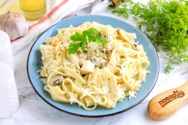 Сырно-сливочная паста с морепродуктами Сырно-сливочная паста с морепродуктами