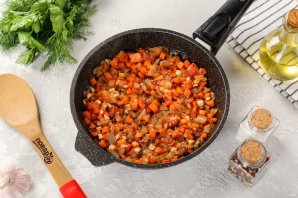 Гречневый суп на бульоне с яйцом Гречневый суп на бульоне с яйцом