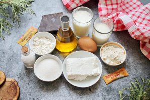 Рулет из шоколадных блинов с кремом Рулет из шоколадных блинов с кремом