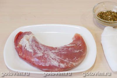 Сыровяленая свиная вырезка Сыровяленая свиная вырезка