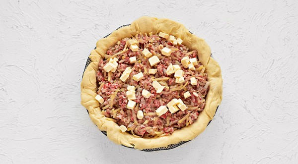 Простой пирог на кефире с мясом, пошаговый рецепт с фото Простой пирог на кефире с мясом, пошаговый рецепт с фото