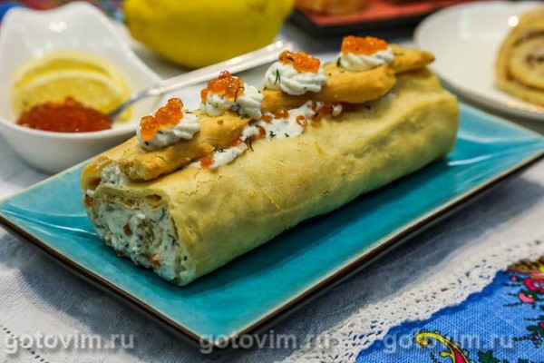 Заварной рулет с красной икрой и сырным кремом Заварной рулет с красной икрой и сырным кремом