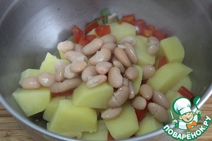 Деревенский испанский салат с тунцом Деревенский испанский салат с тунцом