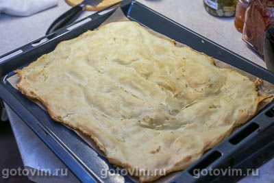 Заварной рулет с красной икрой и сырным кремом Заварной рулет с красной икрой и сырным кремом